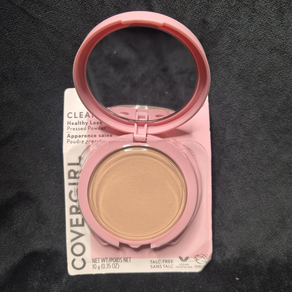 CoverGirl Clean Fresh Pressed Powder 140 Light Pale Talc Free 0.35oz